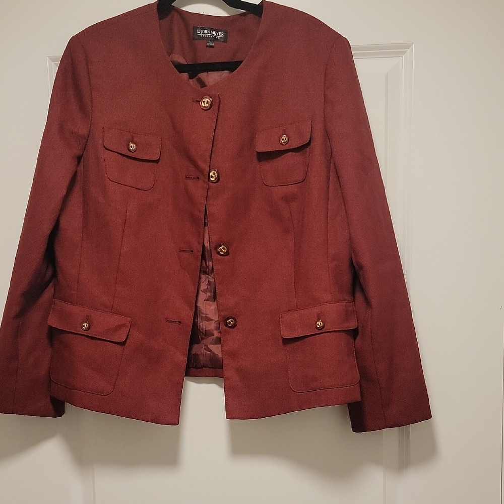 Women's Burgundy Jacket